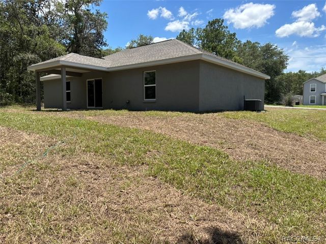 11703 N Monica Drive, Dunnellon, FL 34433