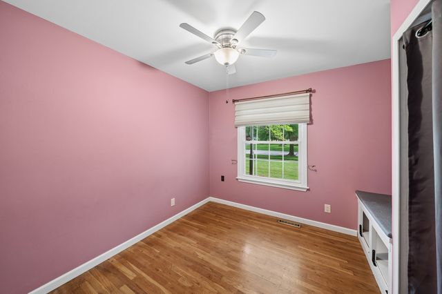 30W044 Bruce Lane, Naperville, IL 60563