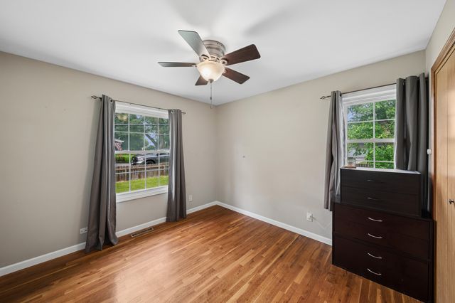 30W044 Bruce Lane, Naperville, IL 60563