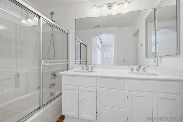 10294 Scripps Poway Pkwy 5, San Diego, CA 92131