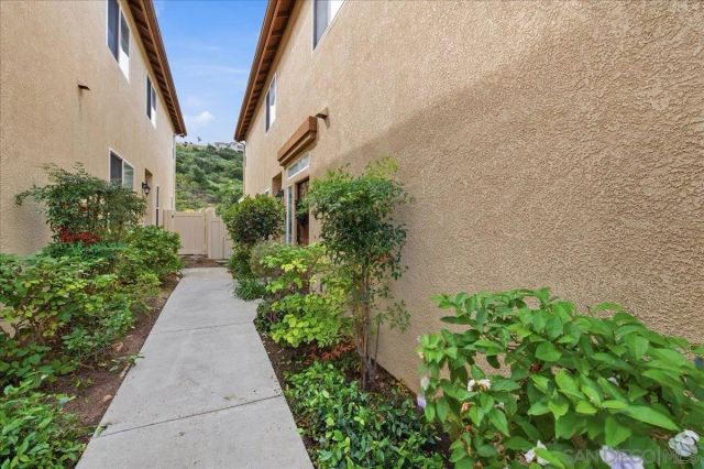 10294 Scripps Poway Pkwy 5, San Diego, CA 92131
