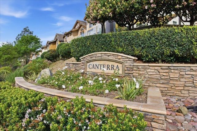 10294 Scripps Poway Pkwy 5, San Diego, CA 92131