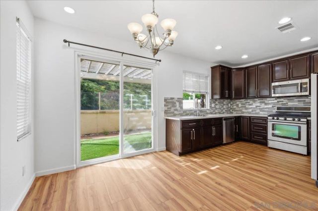 10294 Scripps Poway Pkwy 5, San Diego, CA 92131