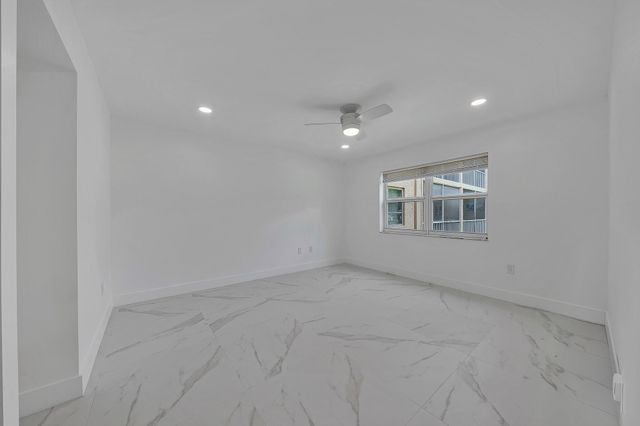 9818 Marina Blvd 1225, Boca Raton, FL 33428