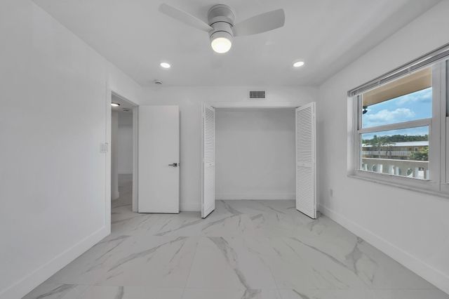 9818 Marina Blvd 1225, Boca Raton, FL 33428