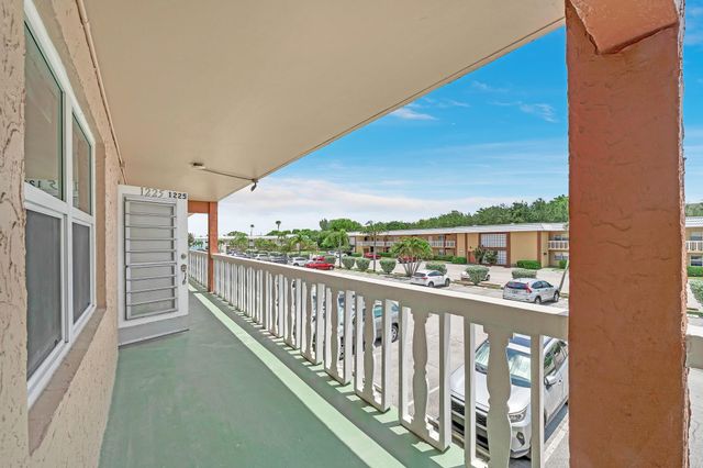 9818 Marina Blvd 1225, Boca Raton, FL 33428