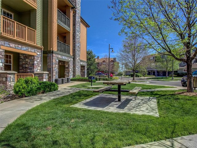 8489 Canyon Rim Circle 207, Englewood, CO 80112