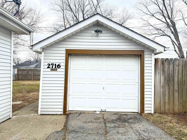 2716 Longlois Drive, Lafayette, IN 47904