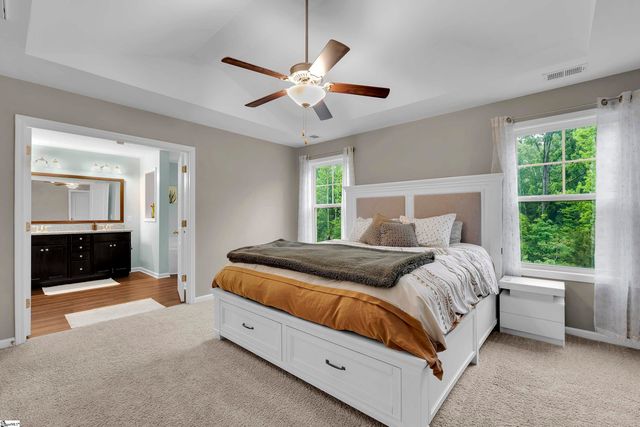121 Strongridge Trail, Simpsonville, SC 29681