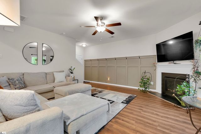 121 Strongridge Trail, Simpsonville, SC 29681