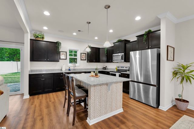 121 Strongridge Trail, Simpsonville, SC 29681