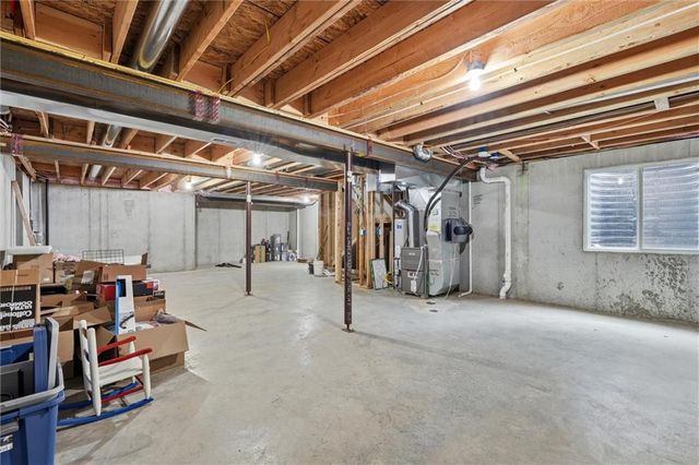 16872 W 164th Terrace, Olathe, KS 66062