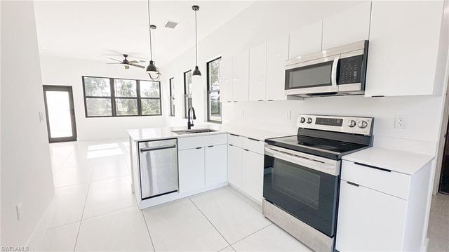 3000 Tena AVE S, Lehigh Acres, FL 33976