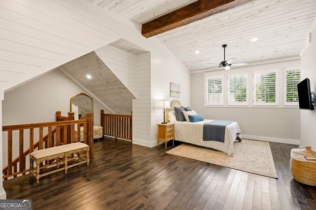 2563 Fairoaks Road, Decatur, GA 30033