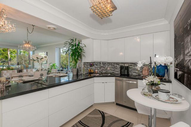 3233 NE 34TH Street 215, Fort Lauderdale, FL 33308