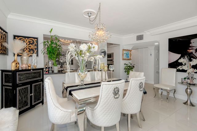 3233 NE 34TH Street 215, Fort Lauderdale, FL 33308