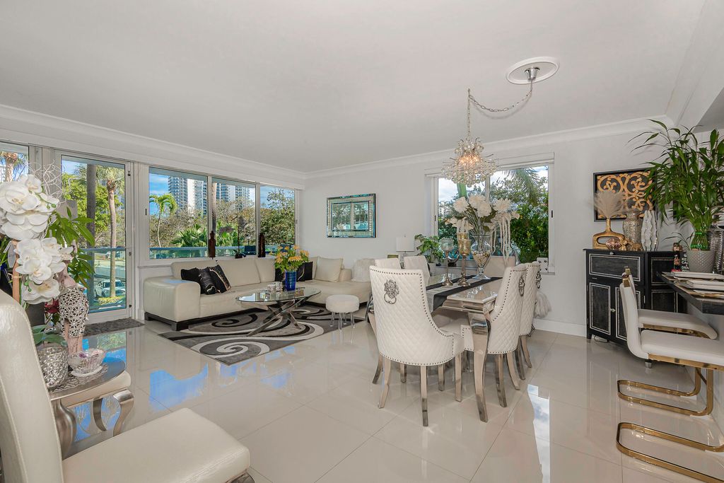 3233 NE 34TH Street 215, Fort Lauderdale, FL 33308
