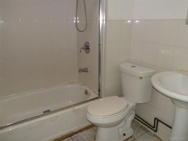 105-43 88 Street, Ozone Park, NY 11417
