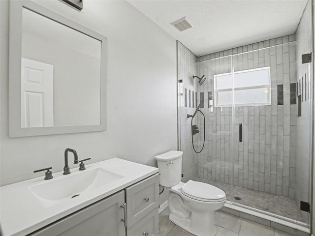 8444 CARRIAGE POINTE DRIVE, Gibsonton, FL 33534