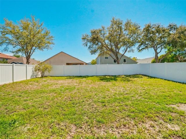 8444 CARRIAGE POINTE DRIVE, Gibsonton, FL 33534