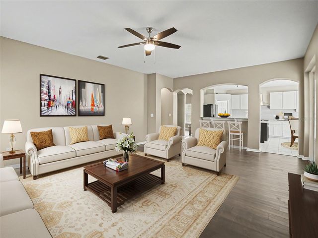 8444 CARRIAGE POINTE DRIVE, Gibsonton, FL 33534