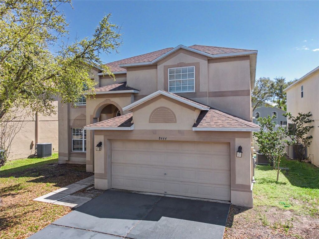 8444 CARRIAGE POINTE DRIVE, Gibsonton, FL 33534