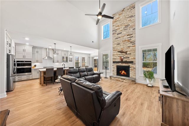 3435 Six Mile Highway, Central, SC 29630