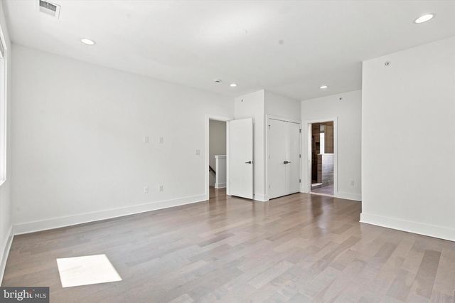 840 N 3RD ST, Philadelphia, PA 19123