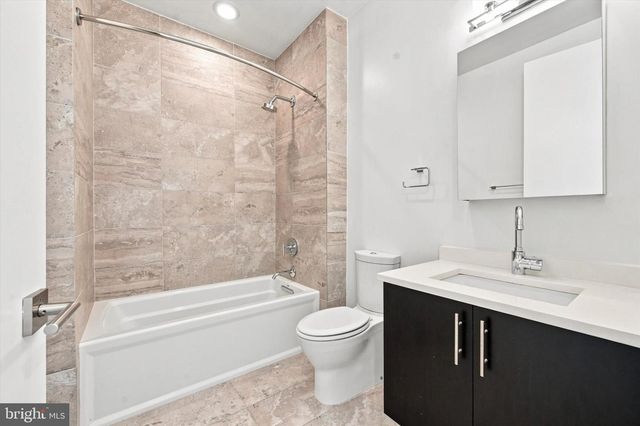 840 N 3RD ST, Philadelphia, PA 19123