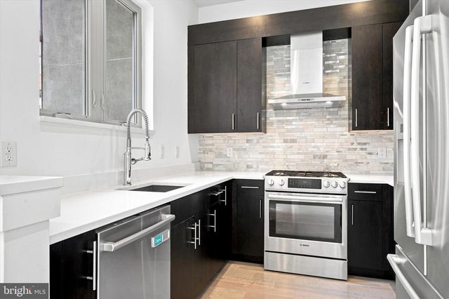 840 N 3RD ST, Philadelphia, PA 19123