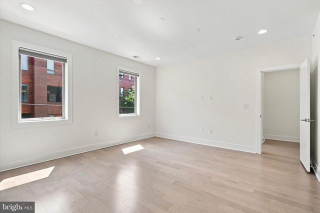 840 N 3RD ST, Philadelphia, PA 19123