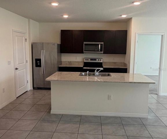 364 HICKORY COURSE LOOP, Ocala, FL 34472