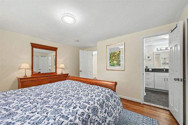 32450 Chesterbrook Street, Farmington Hills, MI 48334