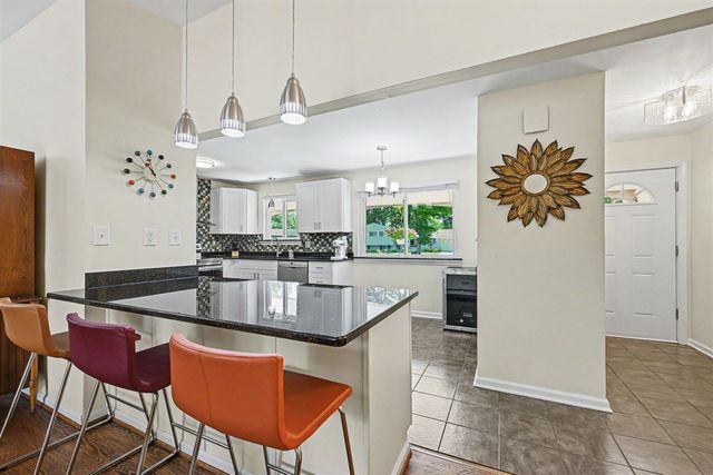 32450 Chesterbrook Street, Farmington Hills, MI 48334