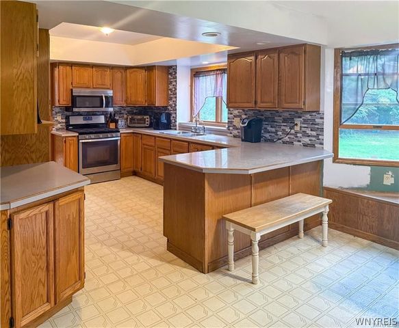 7486 Olean Road, Holland, NY 14080