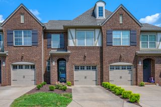 206 Bridge Mill Dr, Mount Juliet, TN 37122