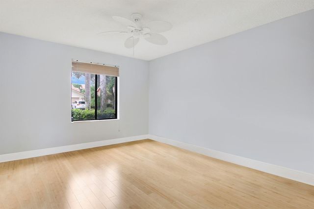 111 Seashore Drive, Jupiter, FL 33477
