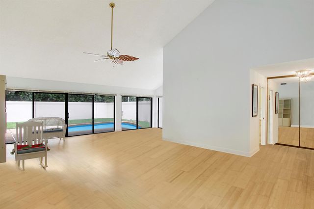 111 Seashore Drive, Jupiter, FL 33477