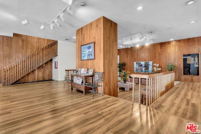 5130 Marina Pacifica Drive, Long Beach, CA 90803