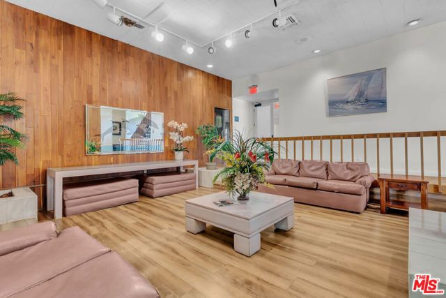 5130 Marina Pacifica Drive, Long Beach, CA 90803