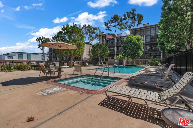 5130 Marina Pacifica Drive, Long Beach, CA 90803