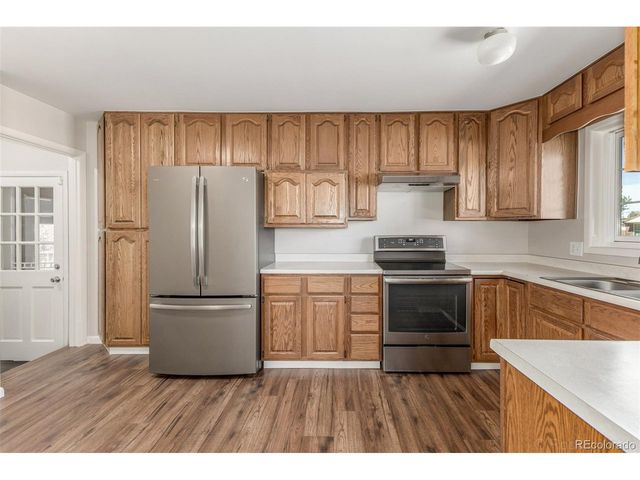 1860 E 112th Pl, Northglenn, CO 80233