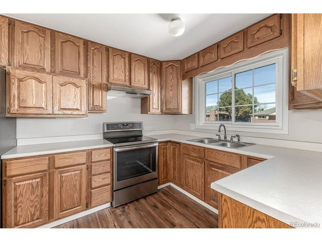 1860 E 112th Pl, Northglenn, CO 80233