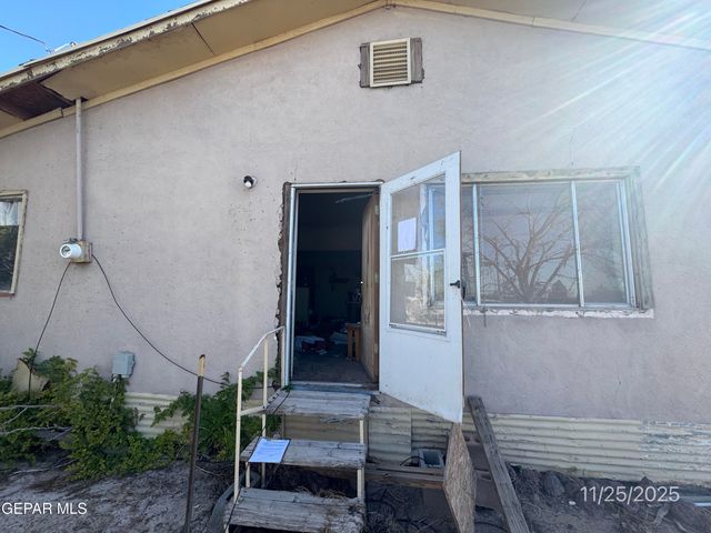 100 Thompson Street, Mesquite, NM 88048