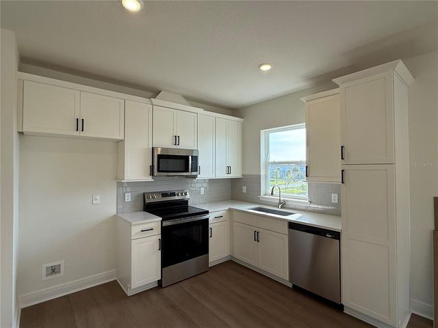 10052 PEEBLES STREET, Orlando, FL 32827