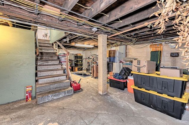 615 W 4th Ave, Derry Boro, PA 15627