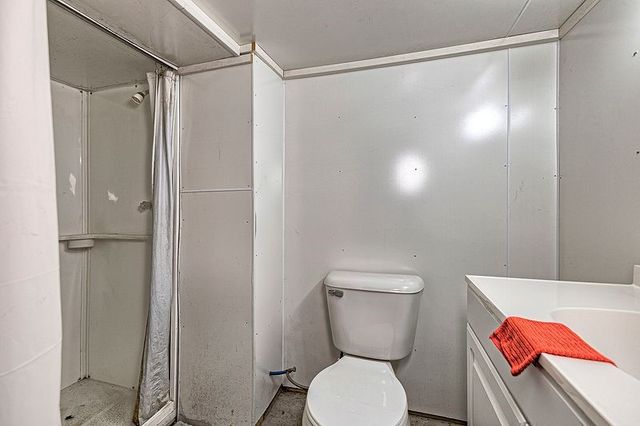 615 W 4th Ave, Derry Boro, PA 15627