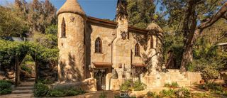 8978 Wonderland Avenue, Los Angeles, CA 90046