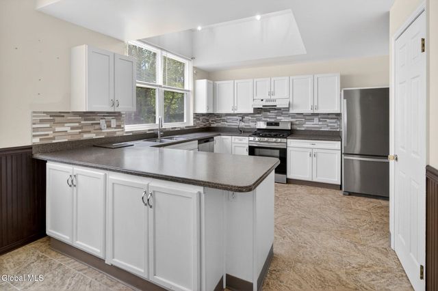 148 Goldfinch Lane, Ballston Spa, NY 12020