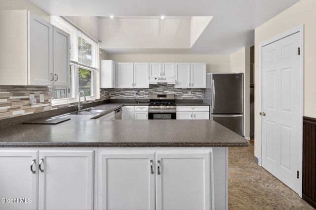 148 Goldfinch Lane, Ballston Spa, NY 12020